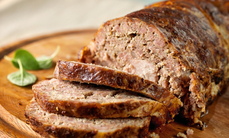 Köttfärslimpa med ugnsstekta tomater Köttfärslimpa med ugnsstekta tomater